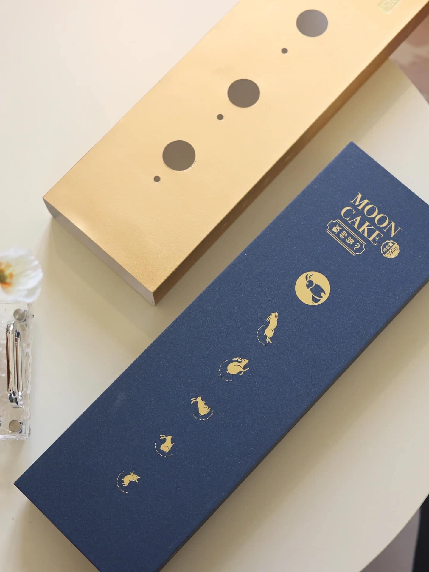 Custom your name/logo Mid-Autumn Festival mooncake gift box Cambodia