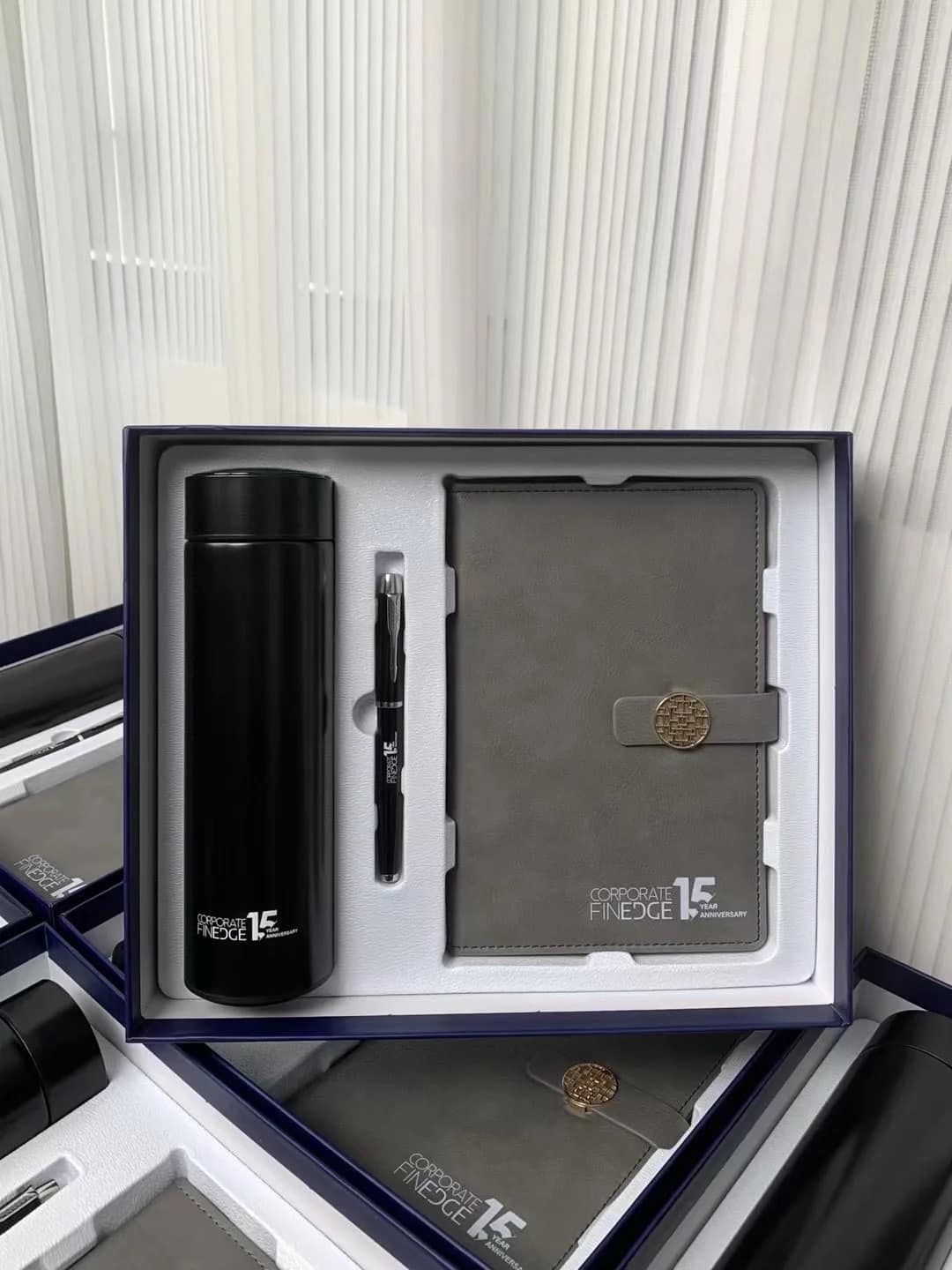 Custom your logo/name/sticker on notebook bottle pen set Cambodia
