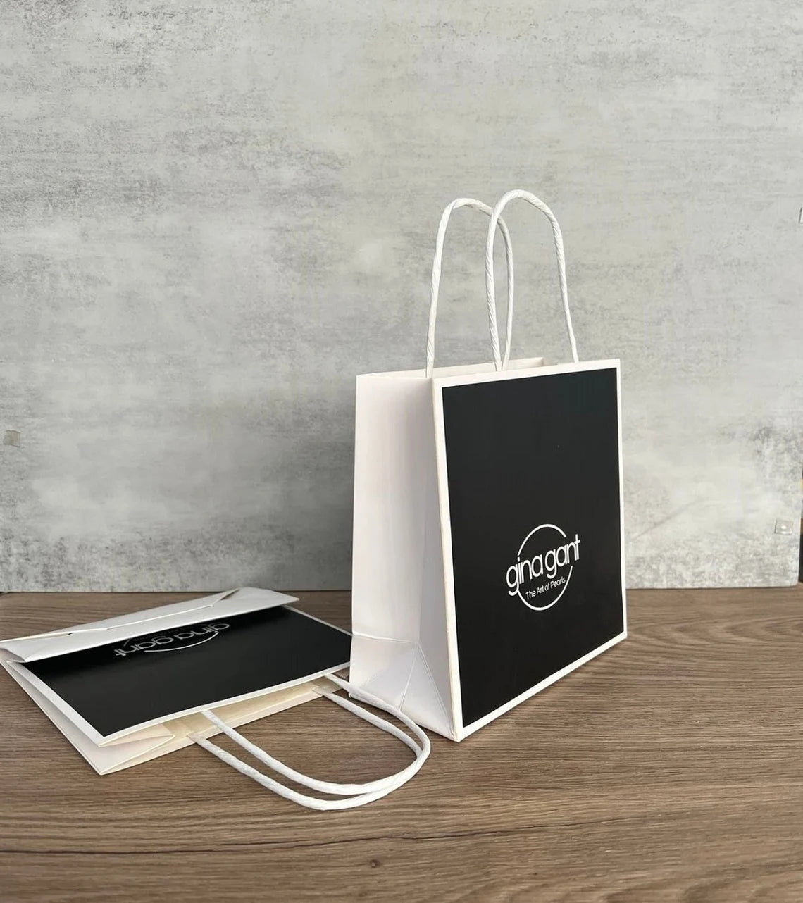 Customized Paper Bag, Personalized High Quality Eco-Friendly Shopping Bag, Jewelry Shopping Bag, Clothes Shopping Bag, Gift bag Cambodia