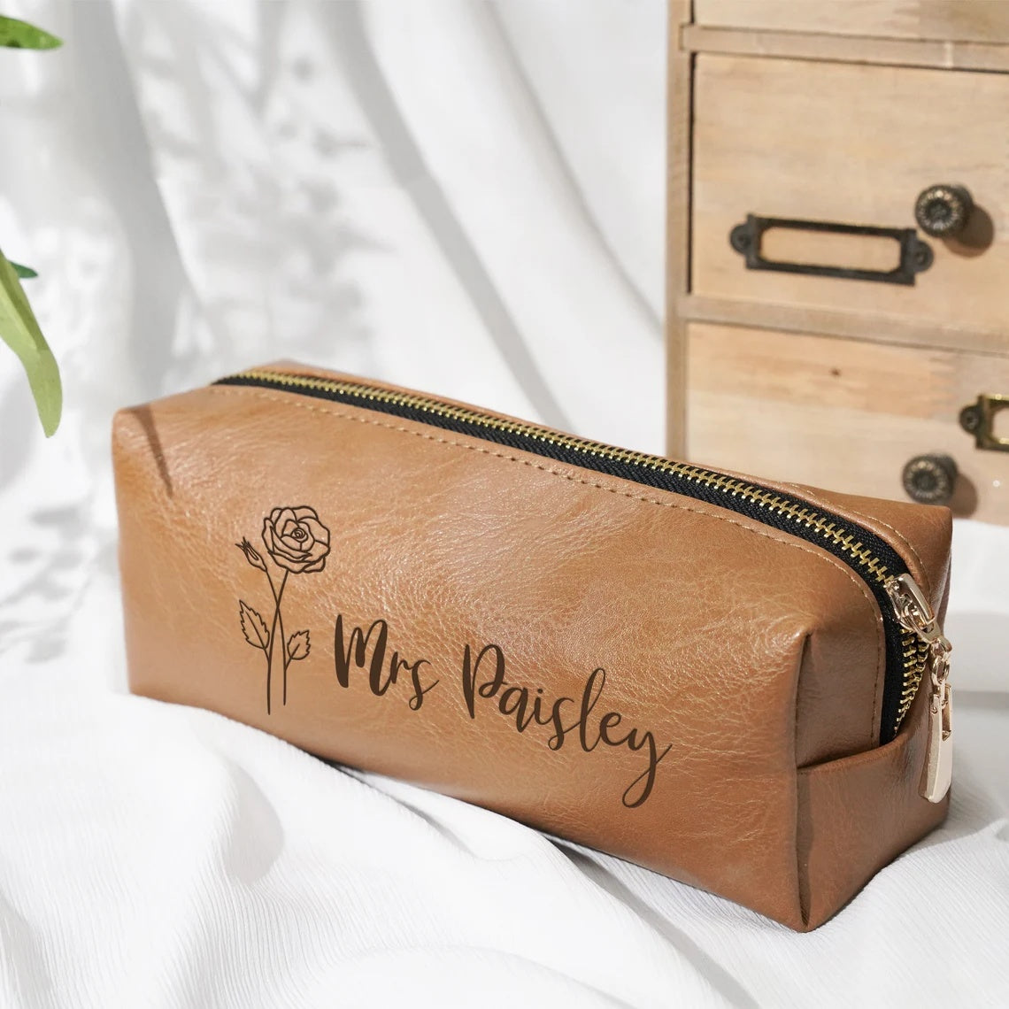 Personalised Engraved Birthflower Pen Case, Birth Month Leather Pen Holder, Floral Pen Organizer, Teacher Appreciation Gifts, Gift for Her Cambodia