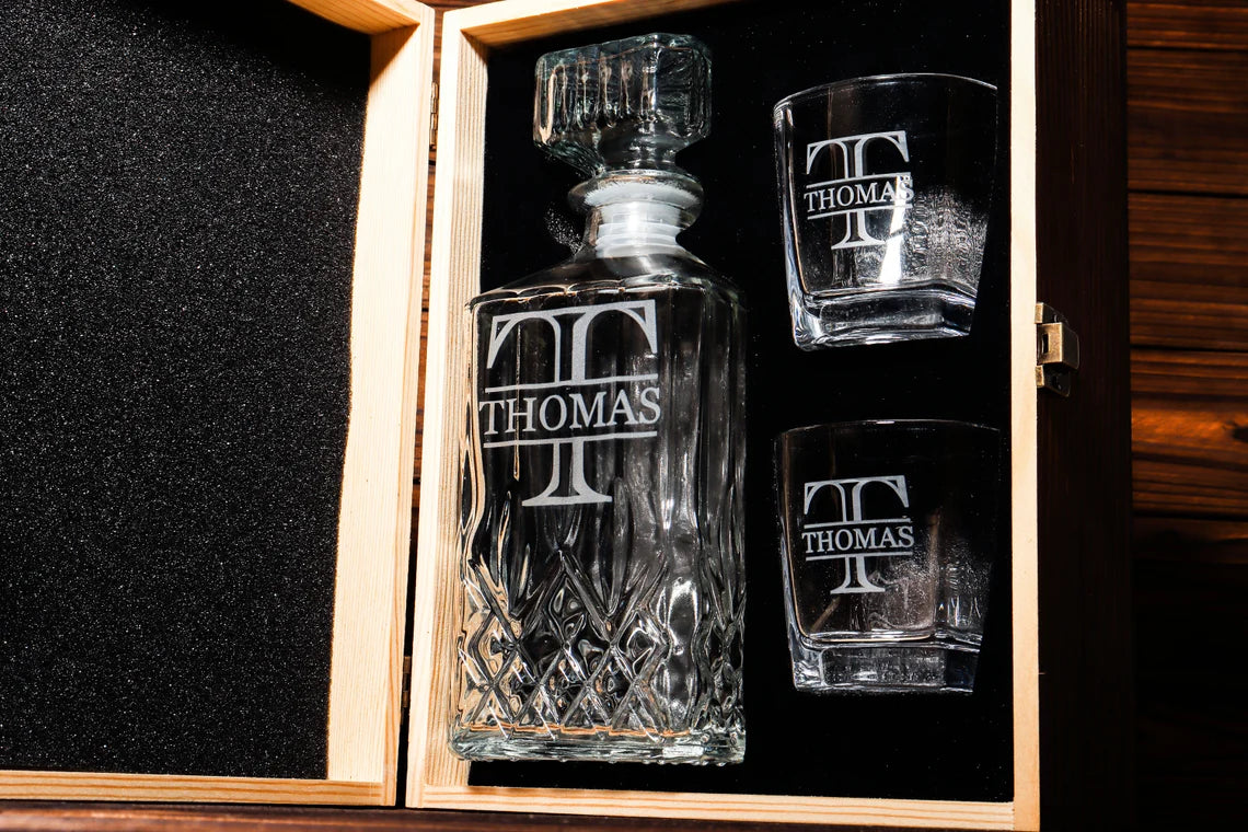 Personalized Whiskey Decanter, Custom Decanter with Wooden Gift Box, Engraved Decanter, Groomsman Gifts, Gifts for Dad, Gifts for Him Cambodia