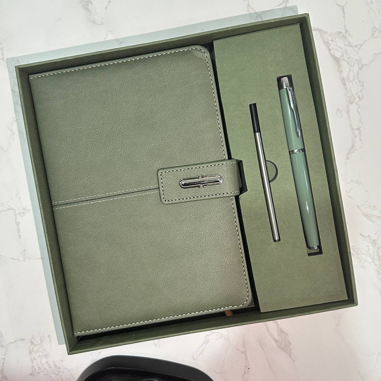Custom logo/name/sticker notebook and pen set Cambodia