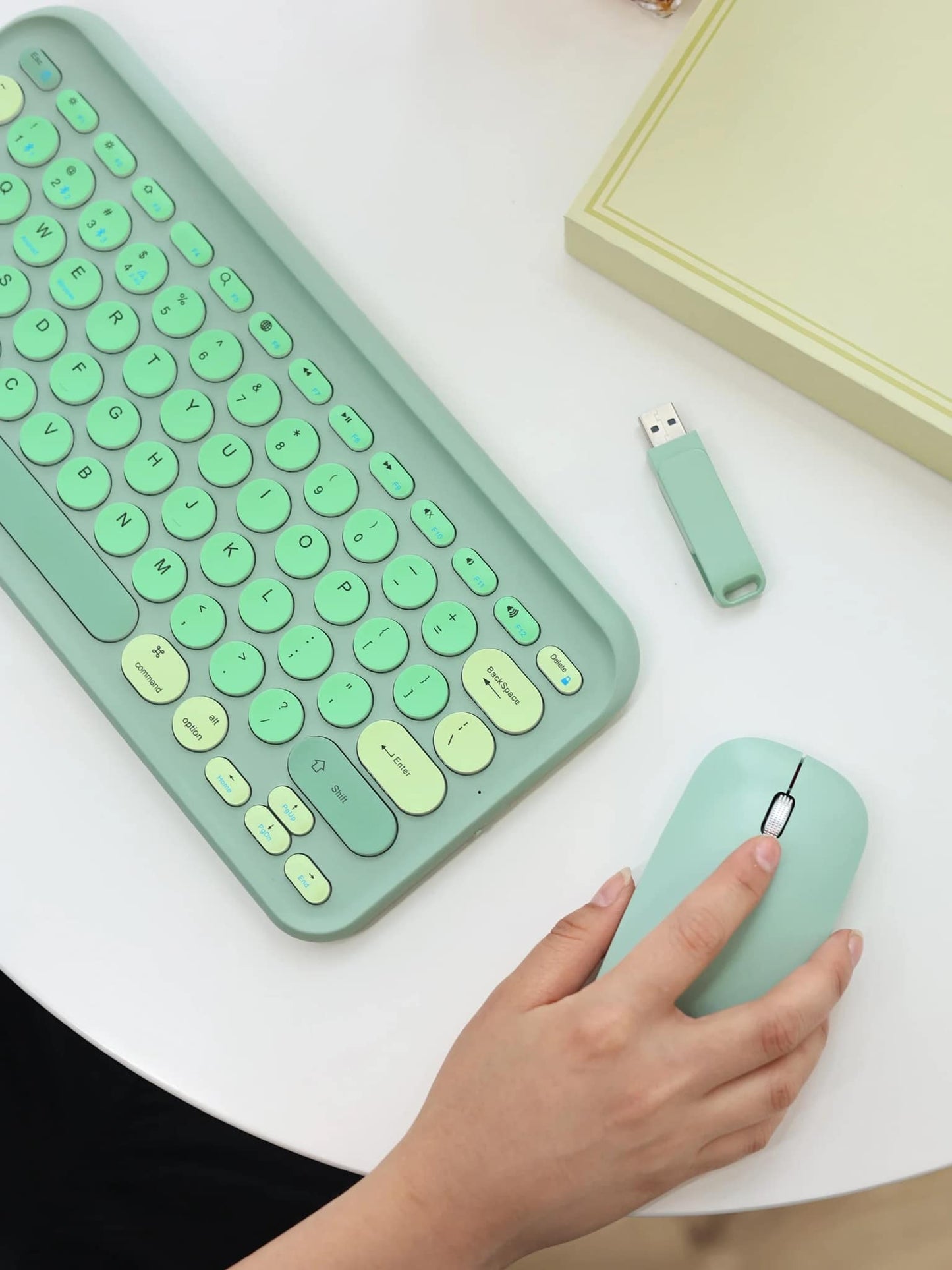 Custom logo/name keyboard mouse USB flash drive set Cambodia