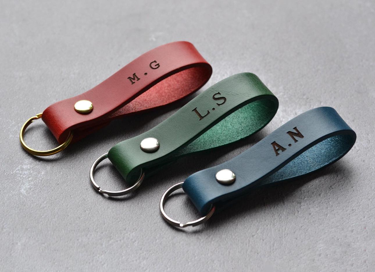Custom your design/logo/name keychain Cambodia