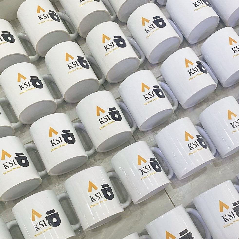 ពែងកែវ កាត់ LOGO / ឈ្មោះ ផ្ទាល់ខ្លួន