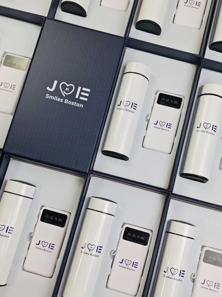 Premium Corporate Gift Set customized with your Logo or Name Cambodia