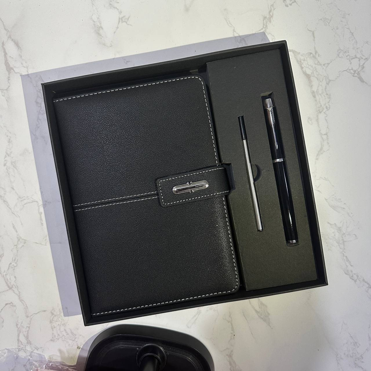 Custom logo/name/sticker notebook and pen set Cambodia