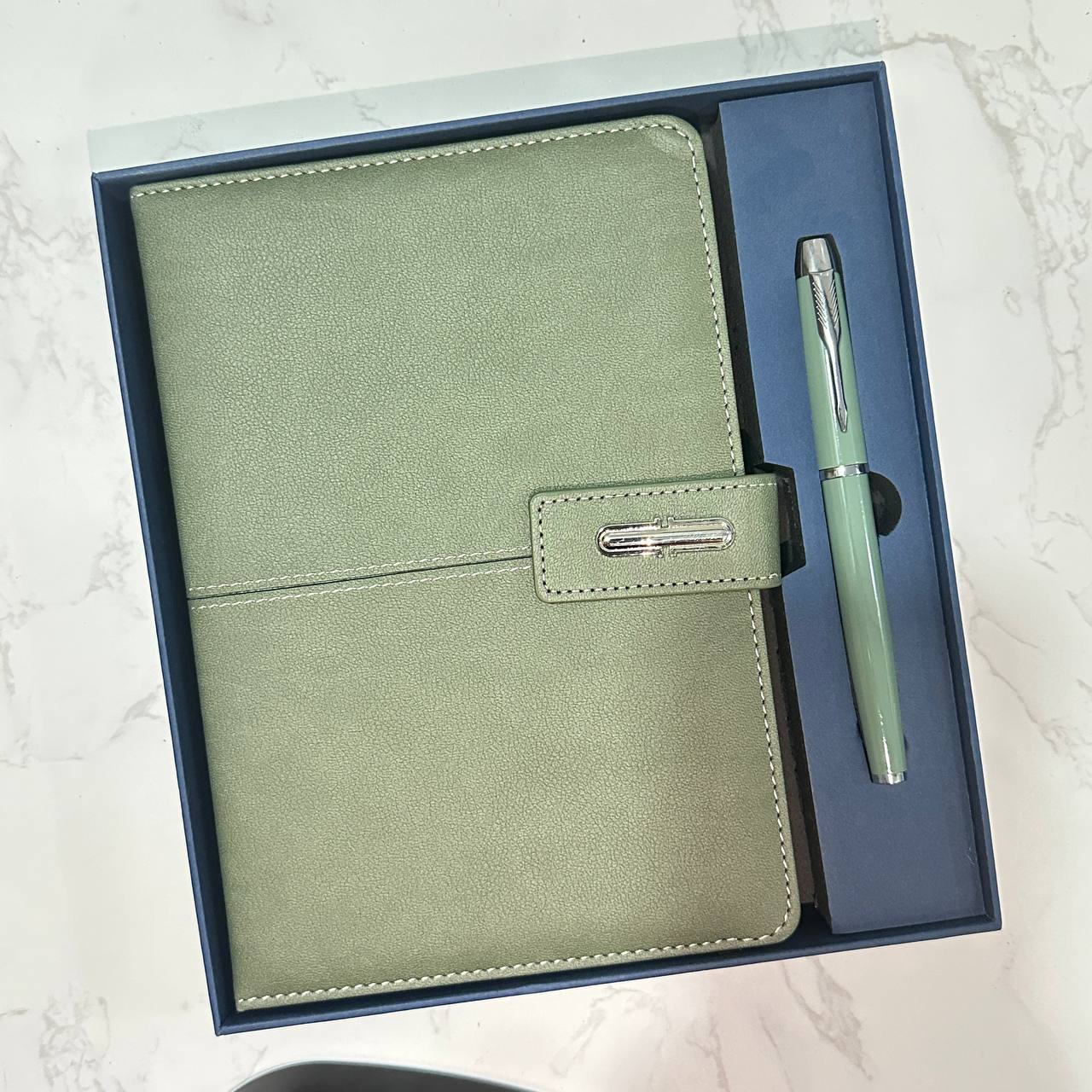 Custom logo/name/sticker notebook and pen set Cambodia