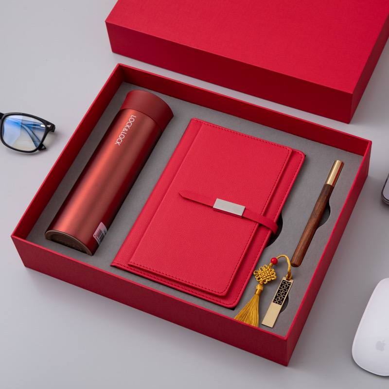 Custom logo/name/sticker Notebook with pen bottle set
