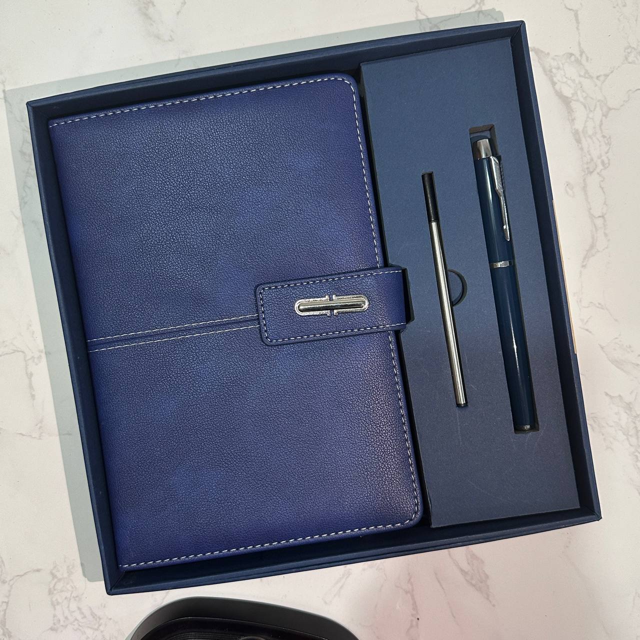 Custom logo/name/sticker notebook and pen set Cambodia