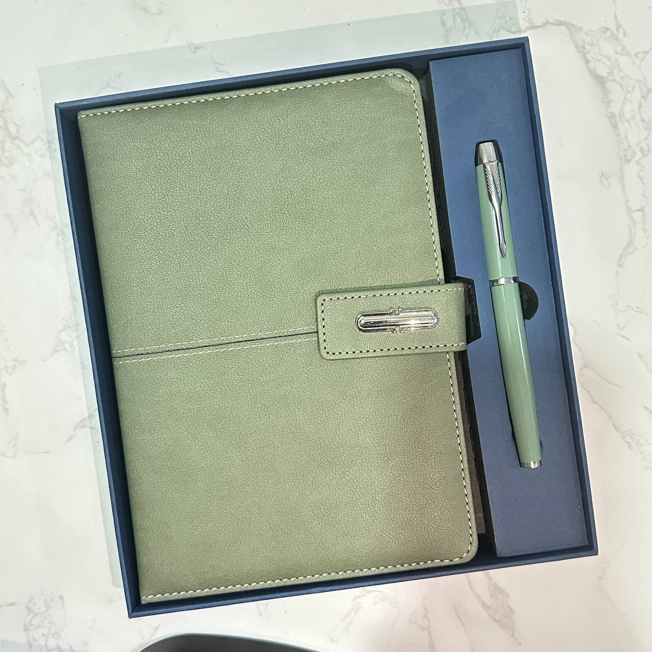 Custom logo/name/sticker notebook and pen set Cambodia