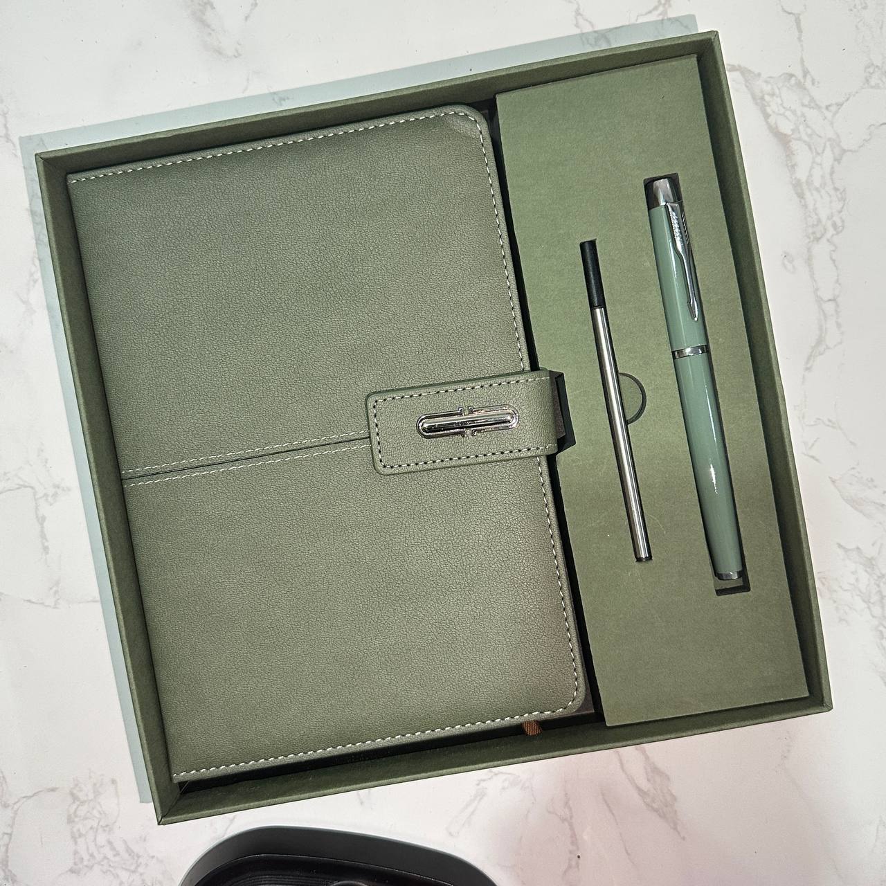 Custom logo/name/sticker notebook and pen set Cambodia